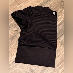 Black Ribbed Short Sleeve Top